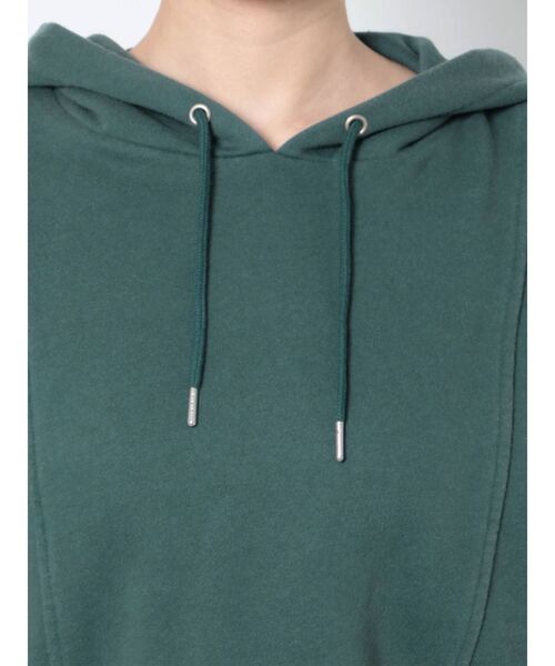 MURUA(ムルーア)の「クロップドボリュームフーディー(パーカー・レディース・ブラック/グリーン・FREE)」の12枚目の写真