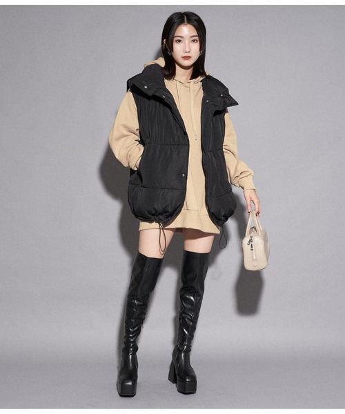 ANAP（アナップ）の「【WEB限定】シンプル裏起毛フーディートップススウェット（パーカー・レディース・パープル/ネイビー/ベージュ/マスタード/ピンク/グリーン/ブルー/グレー/ワイン/ブラック・FREE）」の12枚目の写真