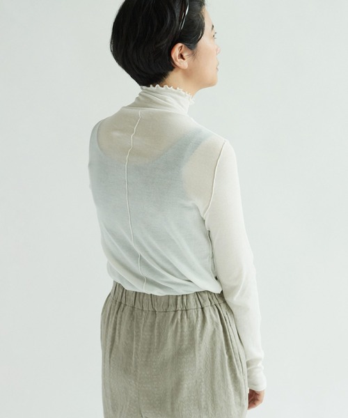 yuni（ユニ　）の「△60/-強撚ストレッチフライス　ハイネックプルオーバー（Tシャツ/カットソー・レディース・ホワイト/ブラック/ブルー/イエロー/グリーン/グレー/チャコールグレー/イエロー系その他/ブルー系その他/オレンジ・FREE）」の19枚目の写真