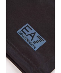 EMPORIO ARMANI EA7（エンポリオアルマーニイーエーセブン）の