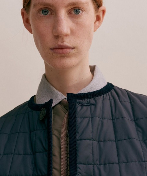 LAVENHAM（ラベンハム）の「LAVENSTER LONGLINE ROUND COLLAR COAT