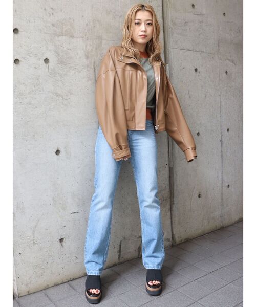 MURUA(ムルーア)の「ローライズストレートデニム(デニムパンツ・レディース・ブラック/ライトブルー・1/2)」の15枚目の写真