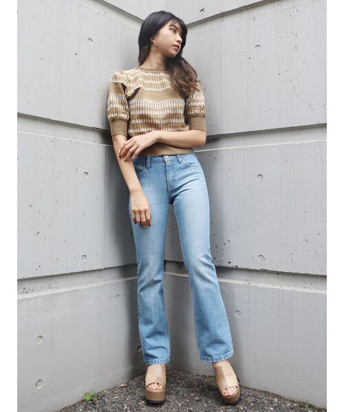 MURUA(ムルーア)の「ローライズストレートデニム(デニムパンツ・レディース・ブラック/ライトブルー・1/2)」の19枚目の写真