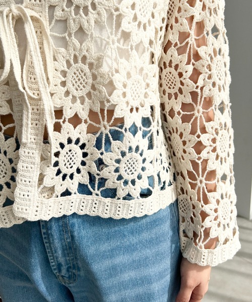 moment+（モーメントプラス）の「フロントリボンフラワークロシェカーディガン（カーディガン/ボレロ・レディース・ナチュラル/ブラック・M/L）」の5枚目の写真