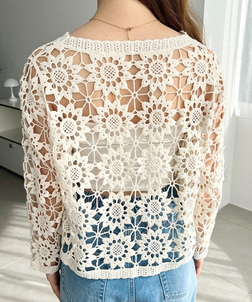 moment+（モーメントプラス）の「フロントリボンフラワークロシェカーディガン（カーディガン/ボレロ・レディース・ナチュラル/ブラック・M/L）」の4枚目の写真