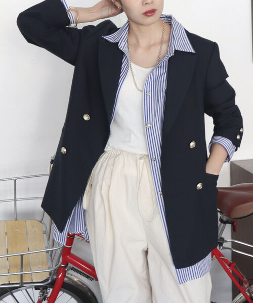 fredy emue（フレディエミュ）の「ダブルブレストジャケット（テーラードジャケット・レディース・ベージュ/ネイビー・36/38）」の6枚目の写真
