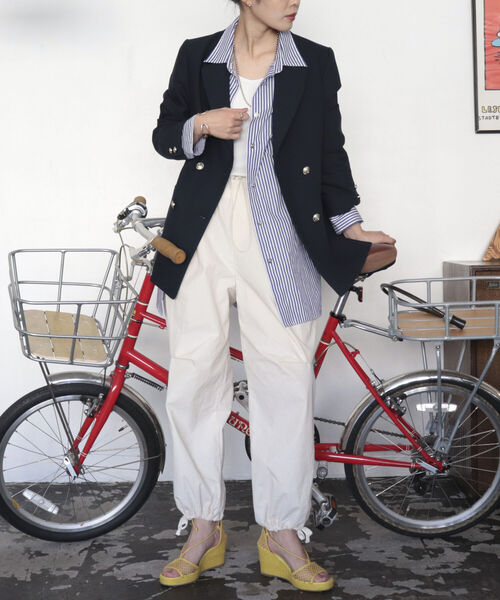 fredy emue（フレディエミュ）の「ダブルブレストジャケット（テーラードジャケット・レディース・ベージュ/ネイビー・36/38）」の19枚目の写真