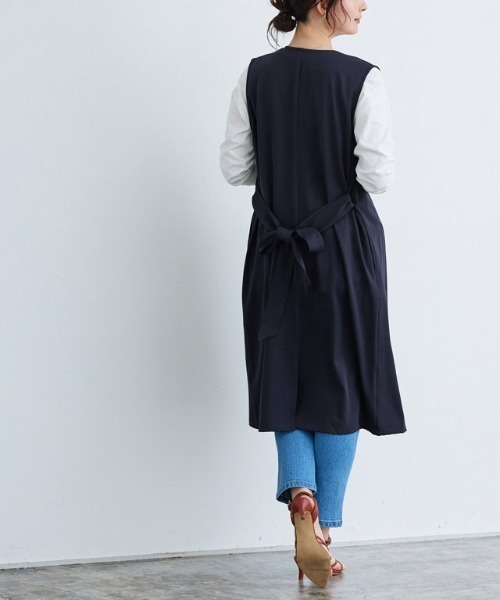 Pierrot(ピエロ)の「2wayトレンチコート(トレンチコート・レディース・ライトベージュ/ネイビー・L/M)」の15枚目の写真