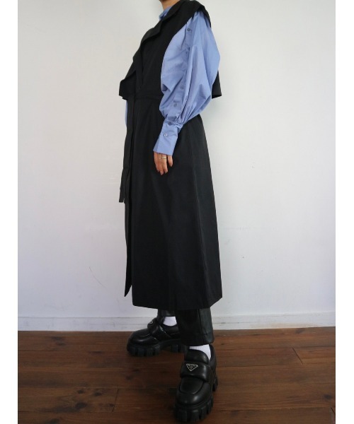 TRUNC（トランクエイティーエイト）の「Sleeveless Trench Coat（トレンチコート・レディース・ブラック/ベージュ・FREE）」の8枚目の写真
