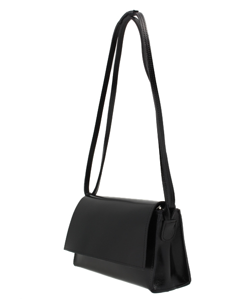 Kastane(カスタネ)の「【Kastane】フラップショルダーBag(ショルダーバッグ・レディース・キャメル/ブラック・FREE)」の4枚目の写真