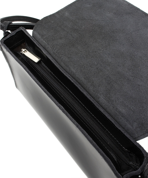 Kastane(カスタネ)の「【Kastane】フラップショルダーBag(ショルダーバッグ・レディース・キャメル/ブラック・FREE)」の9枚目の写真