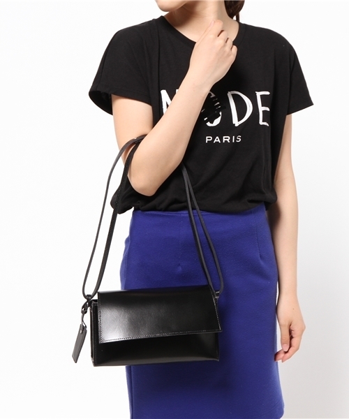 Kastane(カスタネ)の「【Kastane】フラップショルダーBag(ショルダーバッグ・レディース・キャメル/ブラック・FREE)」の3枚目の写真