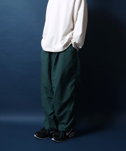 ANPAS(アンパス)の「Nylon Wide Snow Pants/ナイロン ワイドスノーパンツ(その他パンツ・メンズ・ブラック/オリーブ/オフホワイト/ダークグリーン/オレンジ/ベージュ/パープル/チャコール/マスタード・M/L/LL)」の12枚目の写真