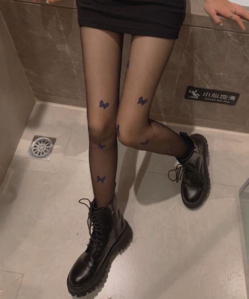Vipoa（ヴィポア）の「Butterfly Print Sheer Tights（タイツ/ストッキング・レディース・ホワイト/ベージュ/ブラック・FREE）」の19枚目の写真