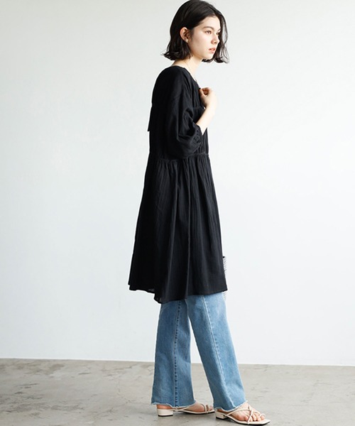 GeeRA(ジーラ)の「バックデザインティアードミニワンピース(ワンピース・レディース・グリーン/ブラック・MEDIUM/LARGE)」の6枚目の写真