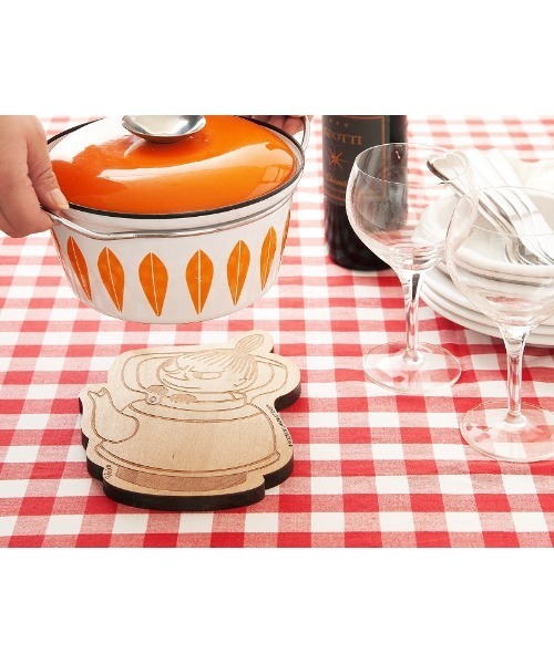 値下げ！【Made in Finland】Moomin 木製フライパン・お鍋置き セール】MOOMIN / ムーミン ポットホルダー 鍋敷き カッティング