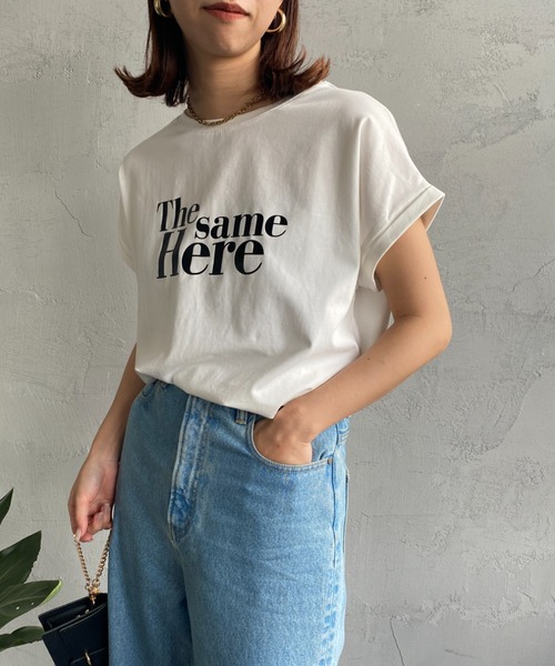 JEANS FACTORY （ジーンズファクトリー）の「[MAISON DE L'ALLURE/メゾンドゥラリュール] ラバーロゴプリントTシャツ（Tシャツ/カットソー・レディース・グレイッシュベージュ/ブラック/オフホワイト/グリーン・F）」の7枚目の写真