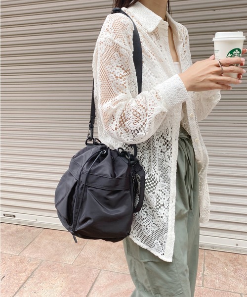 MYMOOD.（マイムード）の「2WAYミリタリー巾着ショルダーバッグ（ショルダーバッグ・レディース・カーキ/アイボリー/ブラック・FREE）」の20枚目の写真