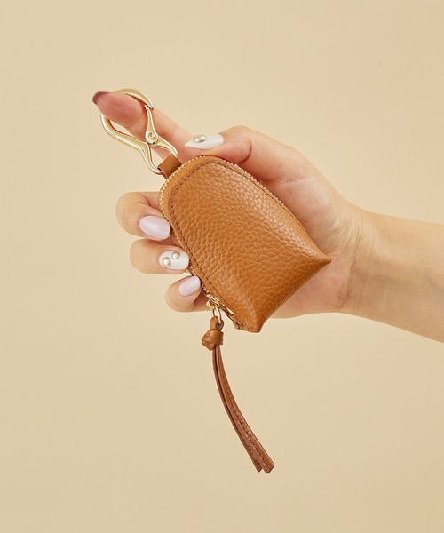 HASHIBAMI（ハシバミ）の「【HASHIBAMI】カラバッシュ スマートキー キーリング（キーケース/キーアクセサリー・レディース・モスグリーン/ブラウン/グレイッシュベージュ/ブラック/レモンイエロー/シルバー/アクア/ラベンダー/ふじ色系/ライトグリーン系/ライトオレンジ系/ゴールド/チャコールグレー/ローズ系/ダークグリーン/イエロー系その他2/ライトブルー/プラム/ネイビー系/シャンパン/ライトグリーン/ライトブラウン/マルーン/グレー系その他・FREE）」の6枚目の写真