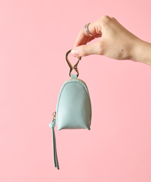 HASHIBAMI（ハシバミ）の「【HASHIBAMI】カラバッシュ スマートキー キーリング（キーケース/キーアクセサリー・レディース・モスグリーン/ブラウン/グレイッシュベージュ/ブラック/レモンイエロー/シルバー/アクア/ラベンダー/ふじ色系/ライトグリーン系/ライトオレンジ系/ゴールド/チャコールグレー/ローズ系/ダークグリーン/イエロー系その他2/ライトブルー/プラム/ネイビー系/シャンパン/ライトグリーン/ライトブラウン/マルーン/グレー系その他・FREE）」の2枚目の写真