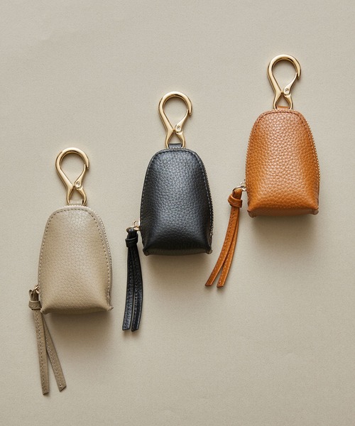 HASHIBAMI（ハシバミ）の「【HASHIBAMI】カラバッシュ スマートキー キーリング（キーケース/キーアクセサリー・レディース・モスグリーン/ブラウン/グレイッシュベージュ/ブラック/レモンイエロー/シルバー/アクア/ラベンダー/ふじ色系/ライトグリーン系/ライトオレンジ系/ゴールド/チャコールグレー/ローズ系/ダークグリーン/イエロー系その他2/ライトブルー/プラム/ネイビー系/シャンパン/ライトグリーン/ライトブラウン/マルーン/グレー系その他・FREE）」の3枚目の写真