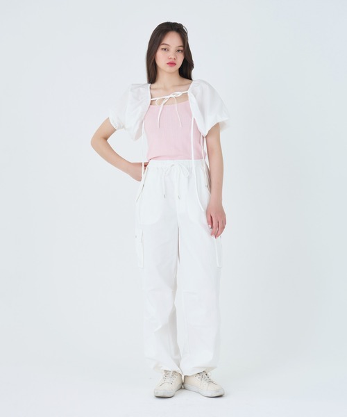 TINA：JOJUN（ティーナジョジュン）の「ルーズワイド カーゴパンツ TINA：JOJUN（カーゴパンツ・レディース・ホワイト/チャコール/グレイッシュベージュ・M）」の2枚目の写真