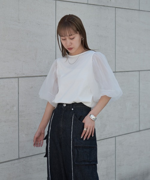COLONY 2139(コロニートゥーワンスリーナイン)の「WEB・一部店舗限定 / オーガンジーボリュームスリーブTシャツ(Tシャツ/カットソー・レディース・オフホワイト/ブラック・FREE)」の4枚目の写真