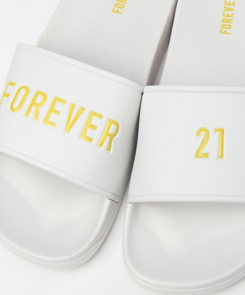 FOREVER 21(フォーエバー トゥエンティーワン)の「FOREVER21ロゴシャワーサンダル(サンダル・レディース・ブラック/レッド/ホワイト系その他/ピンク・SMALL/MEDIUM/LARGE)」の15枚目の写真