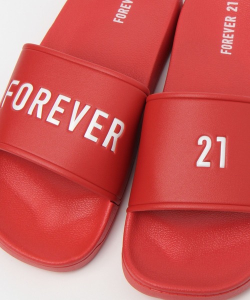 FOREVER 21(フォーエバー トゥエンティーワン)の「FOREVER21ロゴシャワーサンダル(サンダル・レディース・ブラック/レッド/ホワイト系その他/ピンク・SMALL/MEDIUM/LARGE)」の17枚目の写真