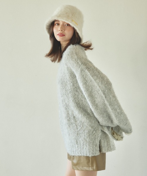 pomiii（ポミー）の「オーバーサイズフレアニット（ニット/セーター・レディース・ライトブルー/アイボリー・FREE）」の17枚目の写真