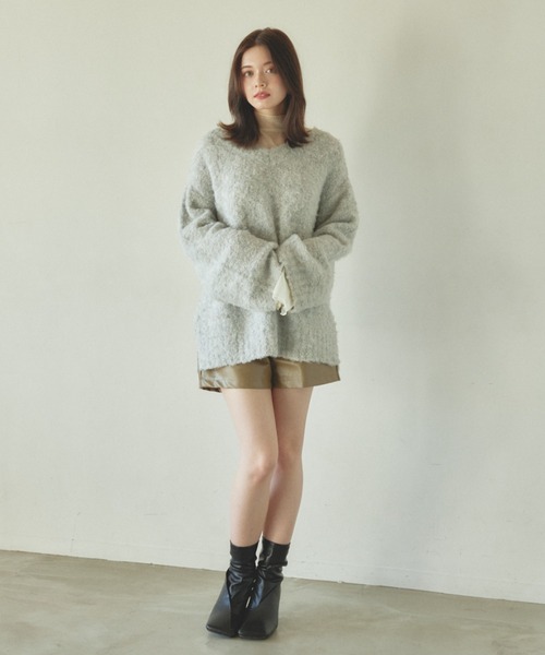 pomiii（ポミー）の「オーバーサイズフレアニット（ニット/セーター・レディース・ライトブルー/アイボリー・FREE）」の18枚目の写真