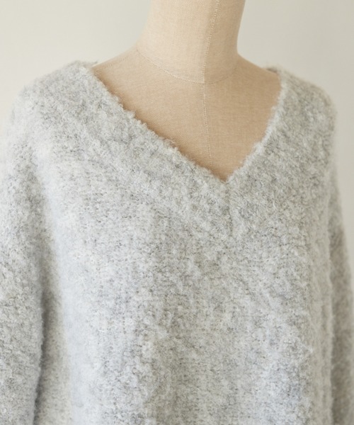 pomiii（ポミー）の「オーバーサイズフレアニット（ニット/セーター・レディース・ライトブルー/アイボリー・FREE）」の22枚目の写真