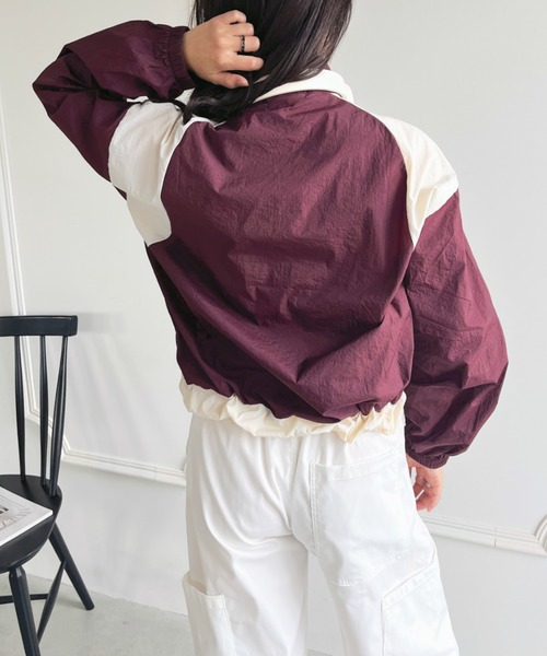 CLEA（クレア）の「スタンドカラーマウンテンパーカー（ブルゾン・レディース・レッド/グレー・M）」の14枚目の写真