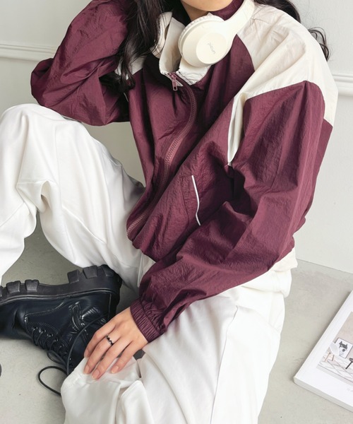 CLEA（クレア）の「スタンドカラーマウンテンパーカー（ブルゾン・レディース・レッド/グレー・M）」の11枚目の写真