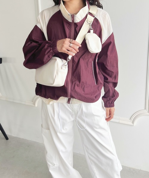 CLEA（クレア）の「スタンドカラーマウンテンパーカー（ブルゾン・レディース・レッド/グレー・M）」の17枚目の写真