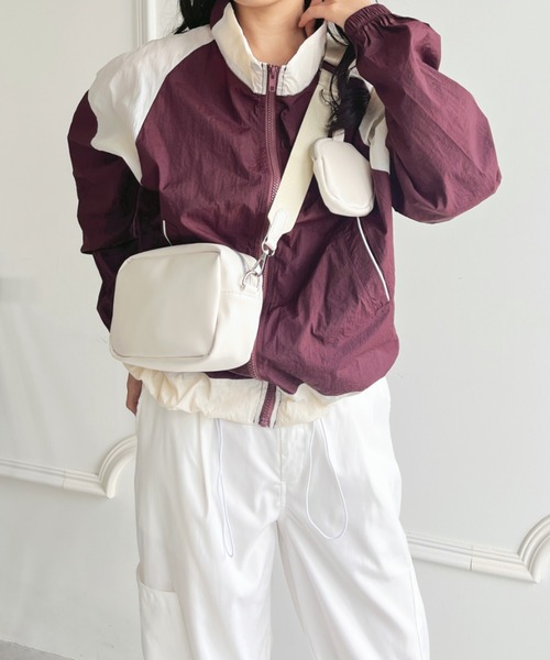 CLEA（クレア）の「スタンドカラーマウンテンパーカー（ブルゾン・レディース・レッド/グレー・M）」の16枚目の写真