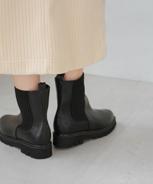 Bou Jeloud（ブージュルード）の「ニットサイドゴアショートブーツ（ブーツ・レディース・ブラック・M/L）」の2枚目の写真