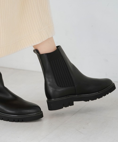 Bou Jeloud（ブージュルード）の「ニットサイドゴアショートブーツ（ブーツ・レディース・ブラック・M/L）」の3枚目の写真