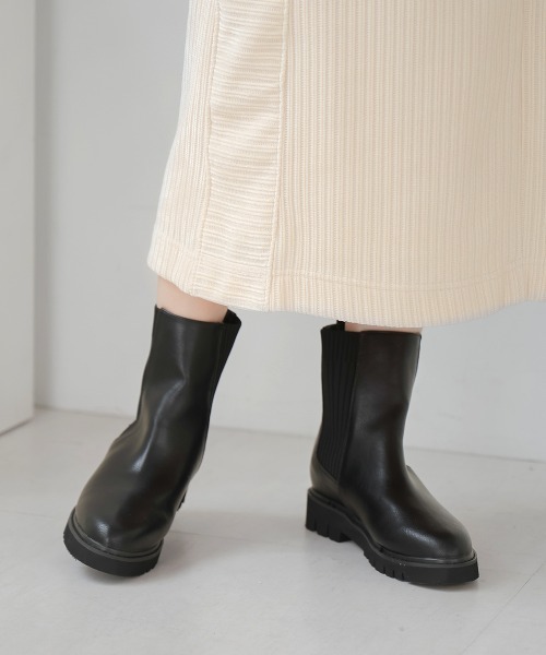 Bou Jeloud（ブージュルード）の「ニットサイドゴアショートブーツ（ブーツ・レディース・ブラック・M/L）」の6枚目の写真