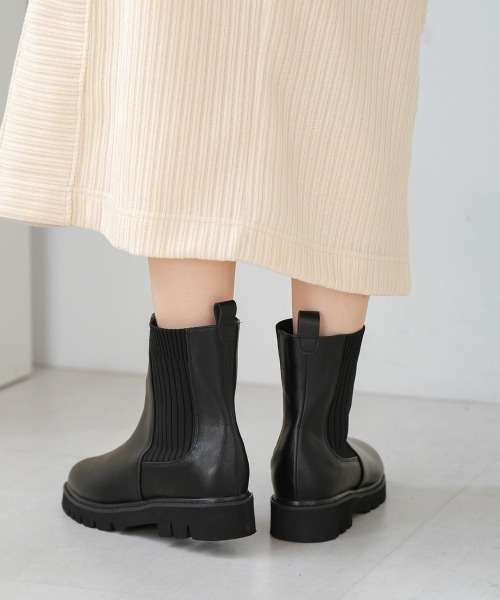 Bou Jeloud（ブージュルード）の「ニットサイドゴアショートブーツ（ブーツ・レディース・ブラック・M/L）」の8枚目の写真