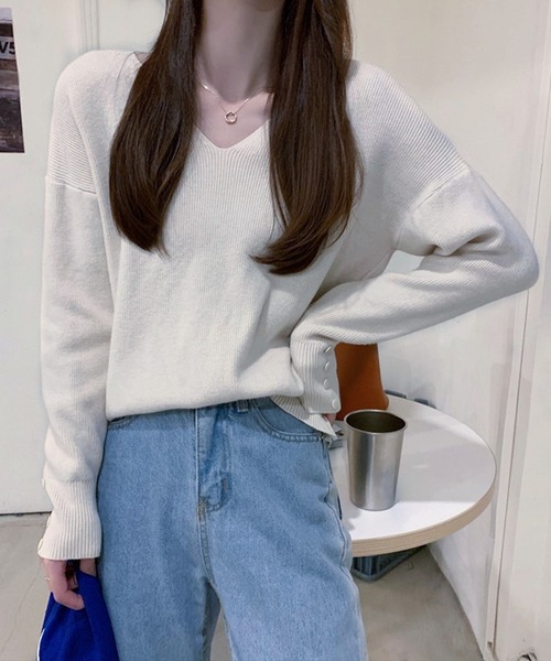 Silly（シリー）の「【韓国ファッションに活躍のニットトップス】スリーブボタンニット（ニット/セーター・レディース・ブラウン/ホワイト/ベージュ/ブラック/アイボリー・FREE）」の16枚目の写真