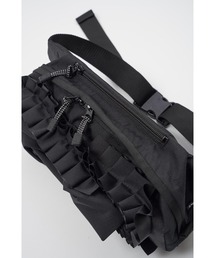 gomme（ゴム）の「フリルデコボディーバッグ（ボディバッグ/ウエスト