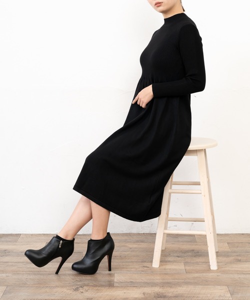 Primazel（プリマゼル）の「リブニットミモレ丈フレアワンピース（ワンピース・レディース・ブラック/モカ・M）」の2枚目の写真