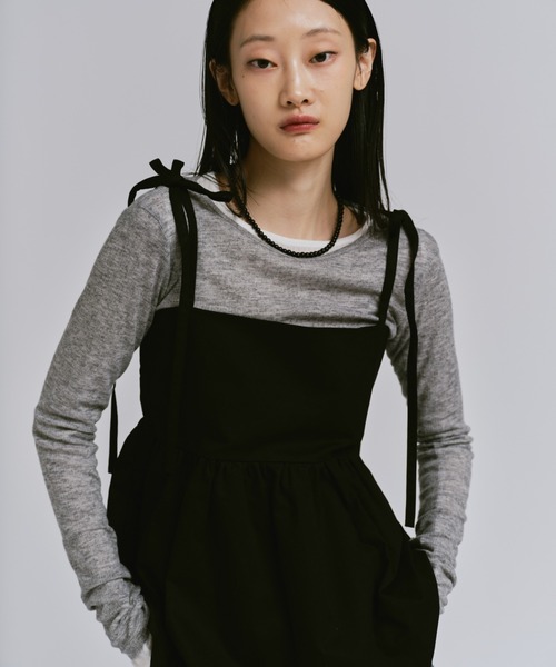 FEKETE（フェケテ）の「PEPLUM RIBBON CAMISOLE / ぺプラムキャミソール（キャミソール・レディース・ライトグレー/ブラック・FREE）」の2枚目の写真