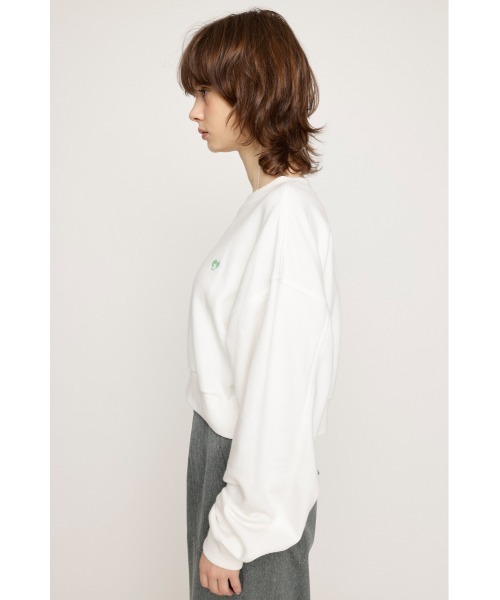 SLY（スライ）の「LOGO CROPPED SW TOPS ロゴ クロップド スウェット トップス（スウェット・レディース・ホワイト/ブラック/ライトピンク/杢グレー・FREE）」の8枚目の写真