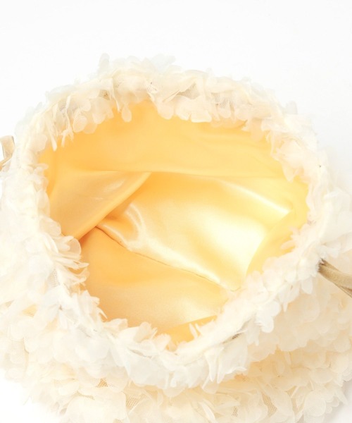 yuw（ユウ）の「チュールシシュウＢＡＧ 997287（ハンドバッグ・レディース・ブラック/アイボリー・FREE）」の10枚目の写真