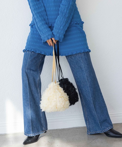 yuw（ユウ）の「チュールシシュウＢＡＧ 997287（ハンドバッグ・レディース・ブラック/アイボリー・FREE）」の19枚目の写真