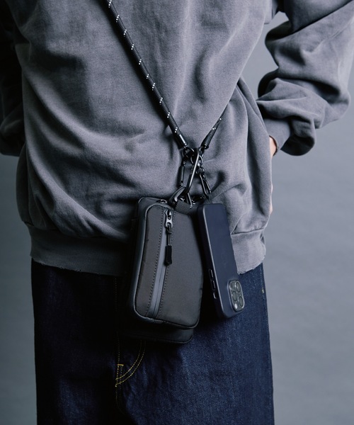 NoiR/ノアール(ノアール)の「NoiR ノアール Trinity shoulder トリニティショルダー(ショルダーバッグ・メンズ・ブラック/ブラック系その他・FREE)」の17枚目の写真