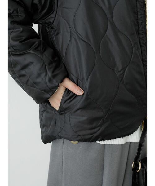 Lugnoncure(ルノンキュール)の「リバーシブルボアブルゾン(ブルゾン・レディース・グレー/オフホワイト/ブラック・F)」の17枚目の写真