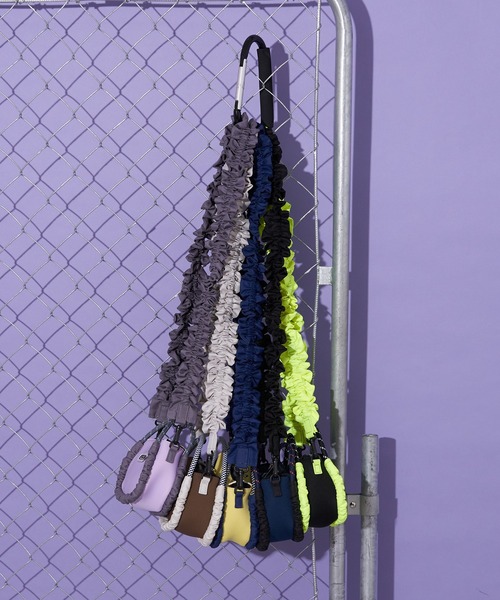 OUTDOOR PRODUCTS(アウトドアプロダクツ)の「【OUTDOOR PRODUCTS/ アウトドアプロダクツ 】別注3wayフリルミニショルダーバッグ(ショルダーバッグ・レディース・イエロー/ネイビー/パープル/ブラウン/ブラック・FREE)」の7枚目の写真